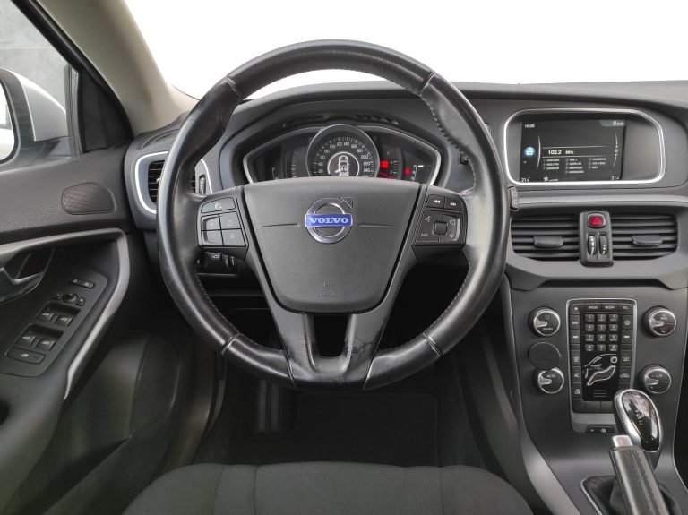 VOLVO V40 1.6 D2 AUTOMÁTICO KINETIC