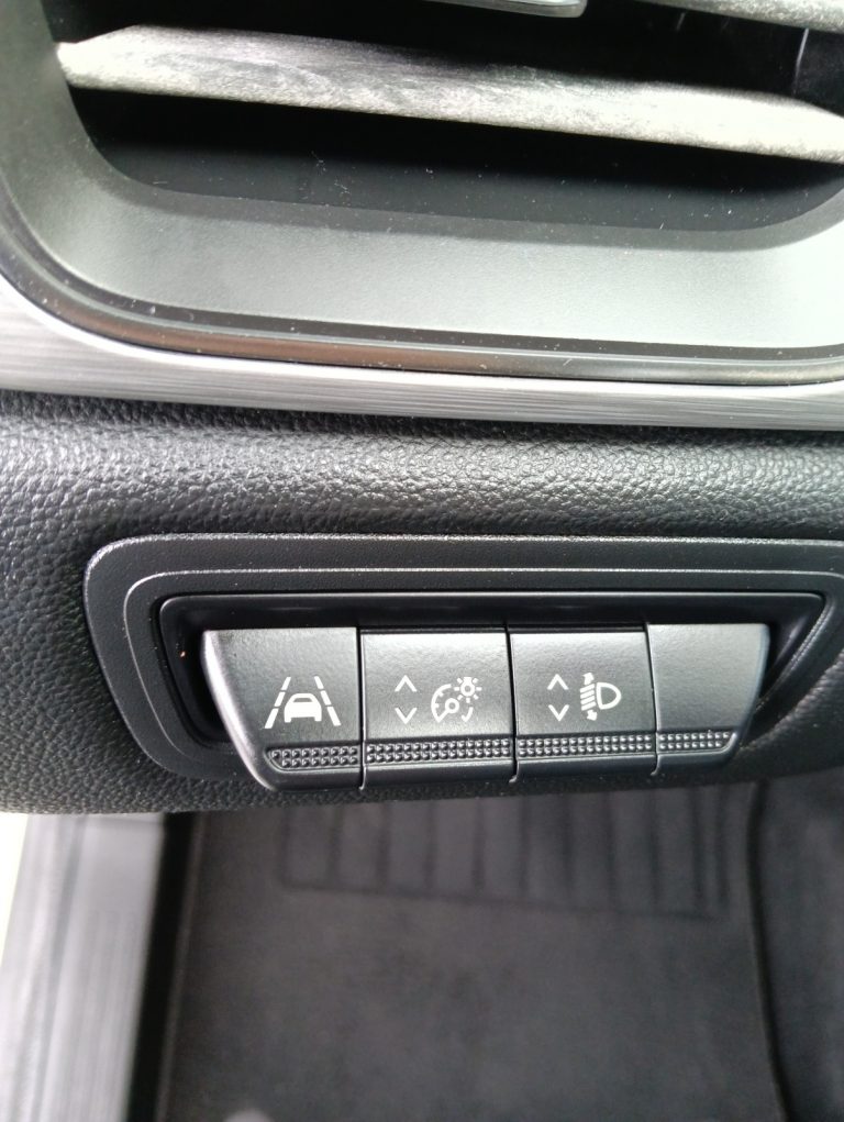 Renault Captur 1.5 Intens Blue Dci